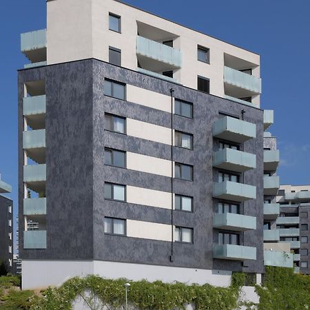 Citywest Apartments Prag Exteriör bild