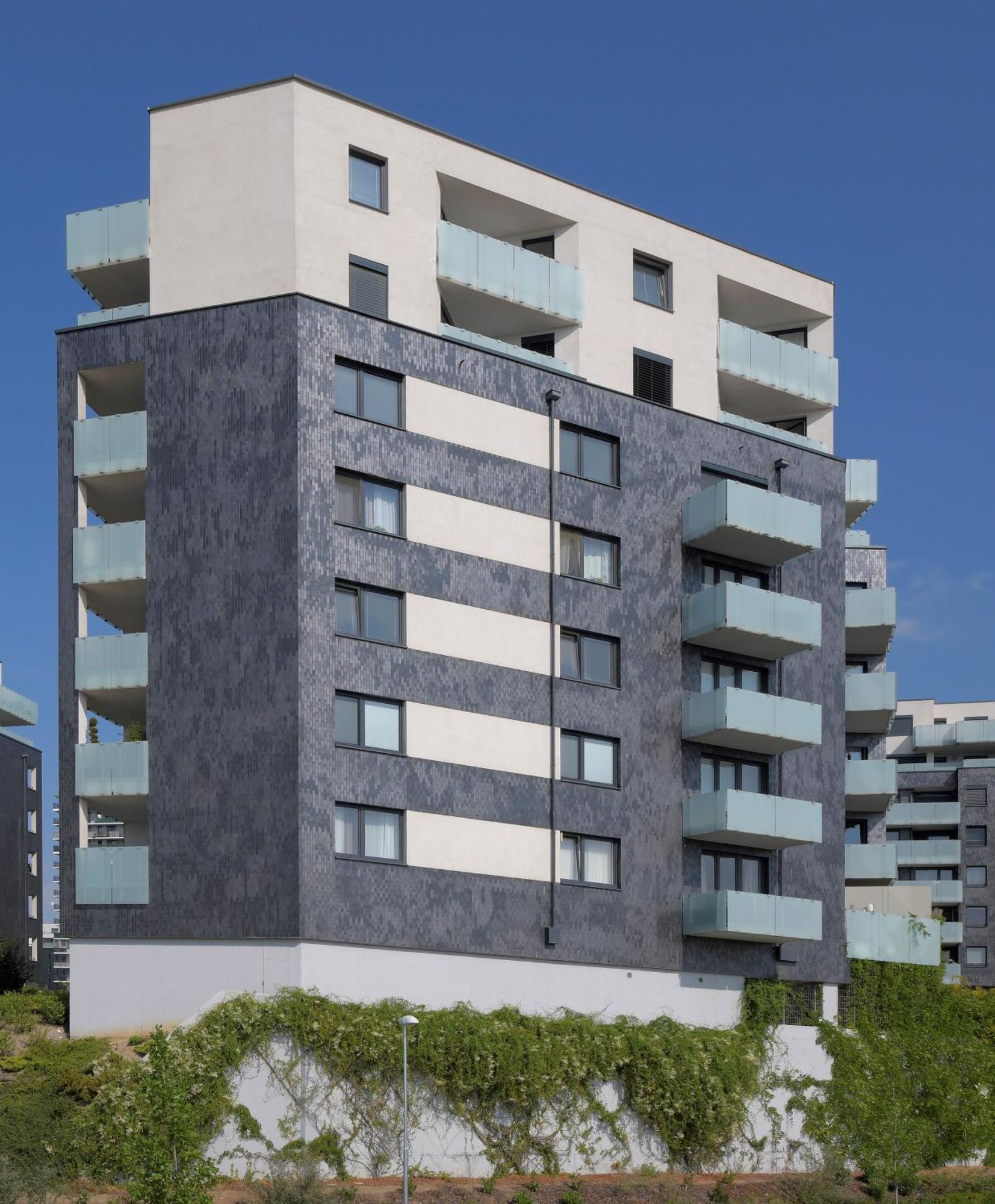 Citywest Apartments Prag Exteriör bild